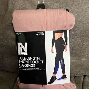 Women's New Look Sport Full Length Phone Pocket Leggings  NEW IN PACKAGE!